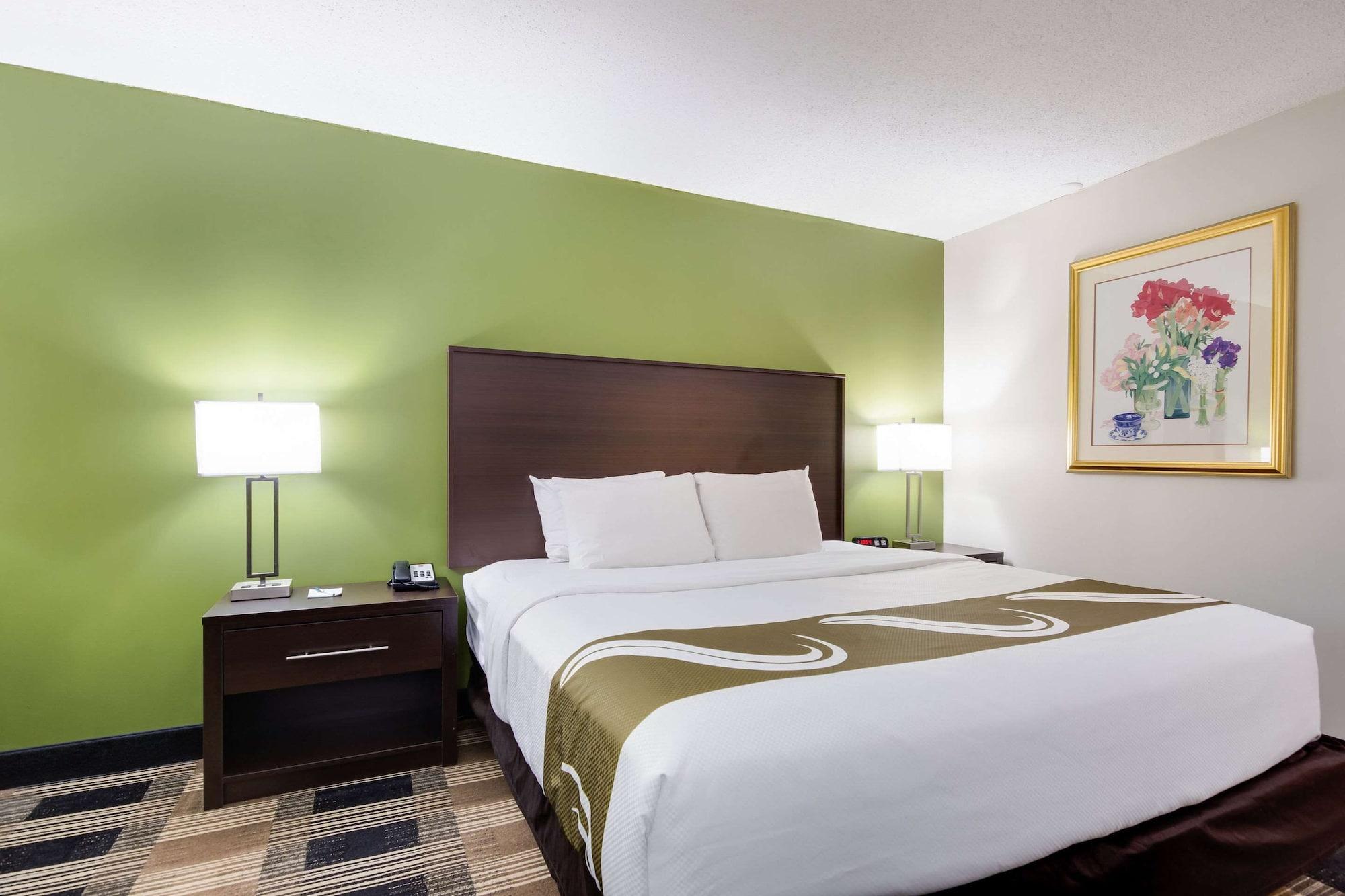 Quality Inn Oneonta Cooperstown Area Exterior photo